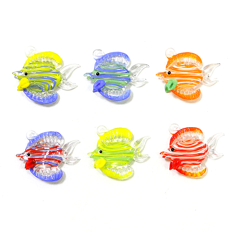 Aquarium Fish Real - 手作りの熱帯魚ミニチュア彫刻2点セットガラスペンダント水族館装飾かわいい海の動物ミニチュアオブジェファッションDiy女性ジュエリー製作パーツ