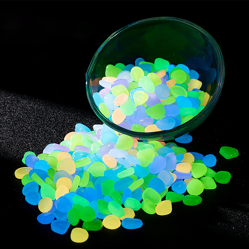 100 個ガーデンデコレーション発光石暗闇で光る装飾小石屋外 - Aquarium Fish Accessories のレビューと価格